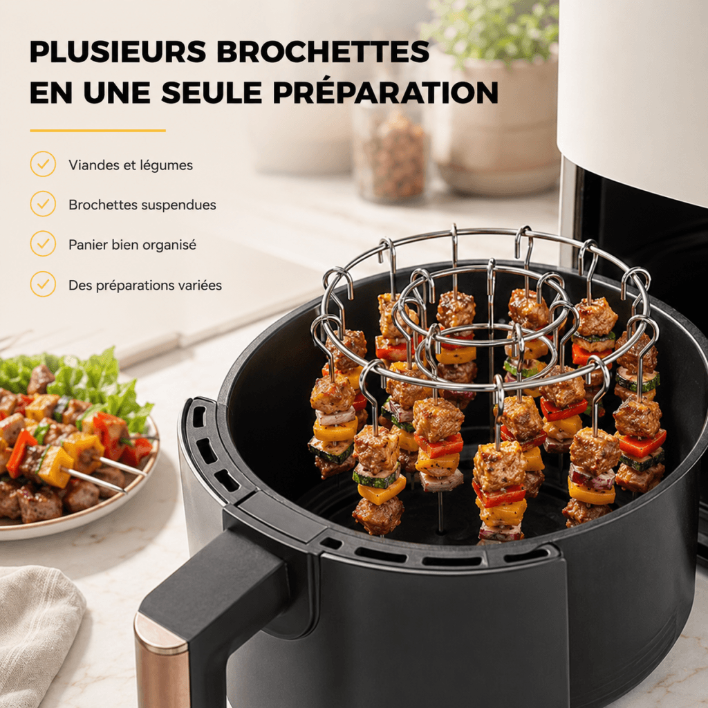 Brochettes de viande et légumes suspendues dans un Air Fryer
